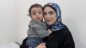 Doktorlar zamanla yarıştı: Hem bebeğini doğurdu hem lösemiyi yendi