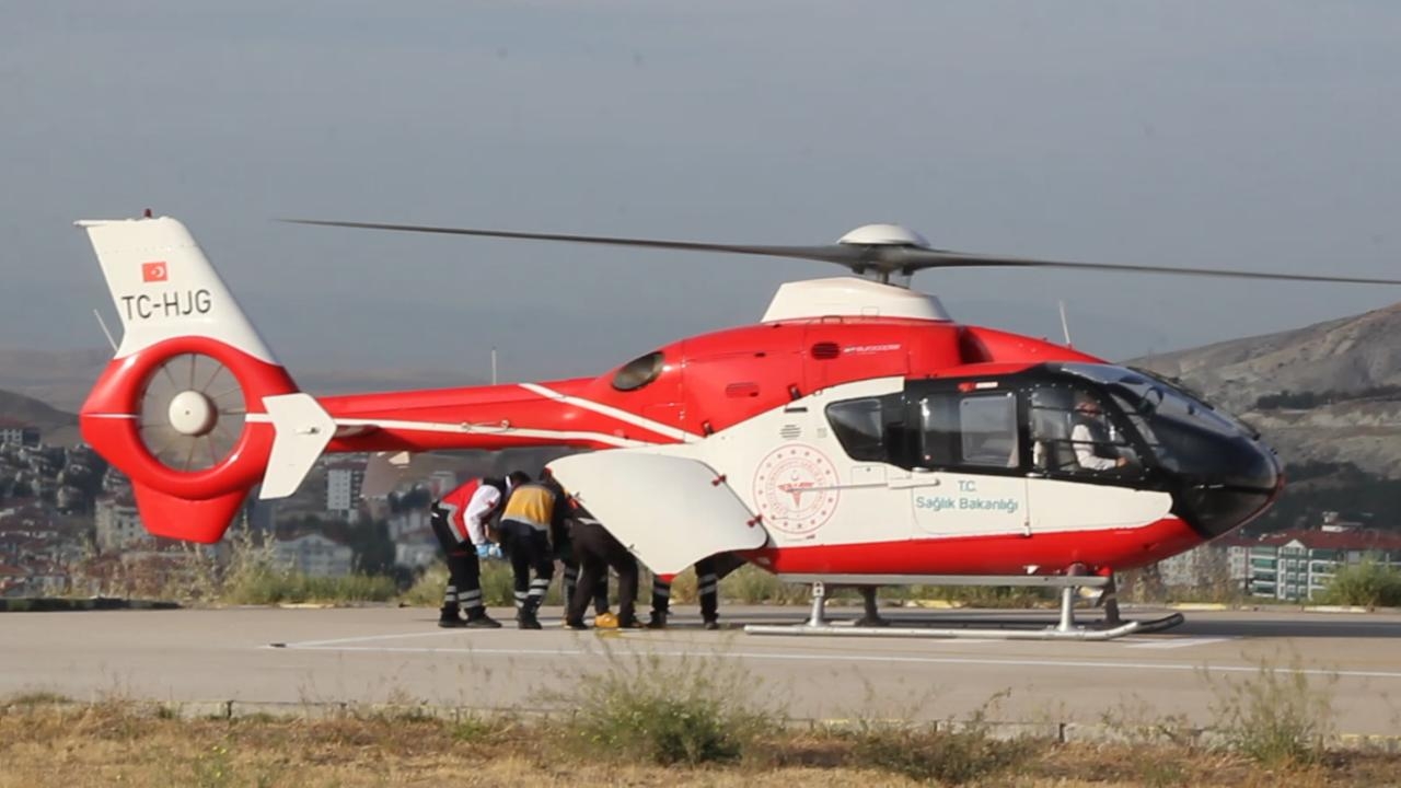 Hava ambulansları arife gününden itibaren 126 acil vaka için havalandı