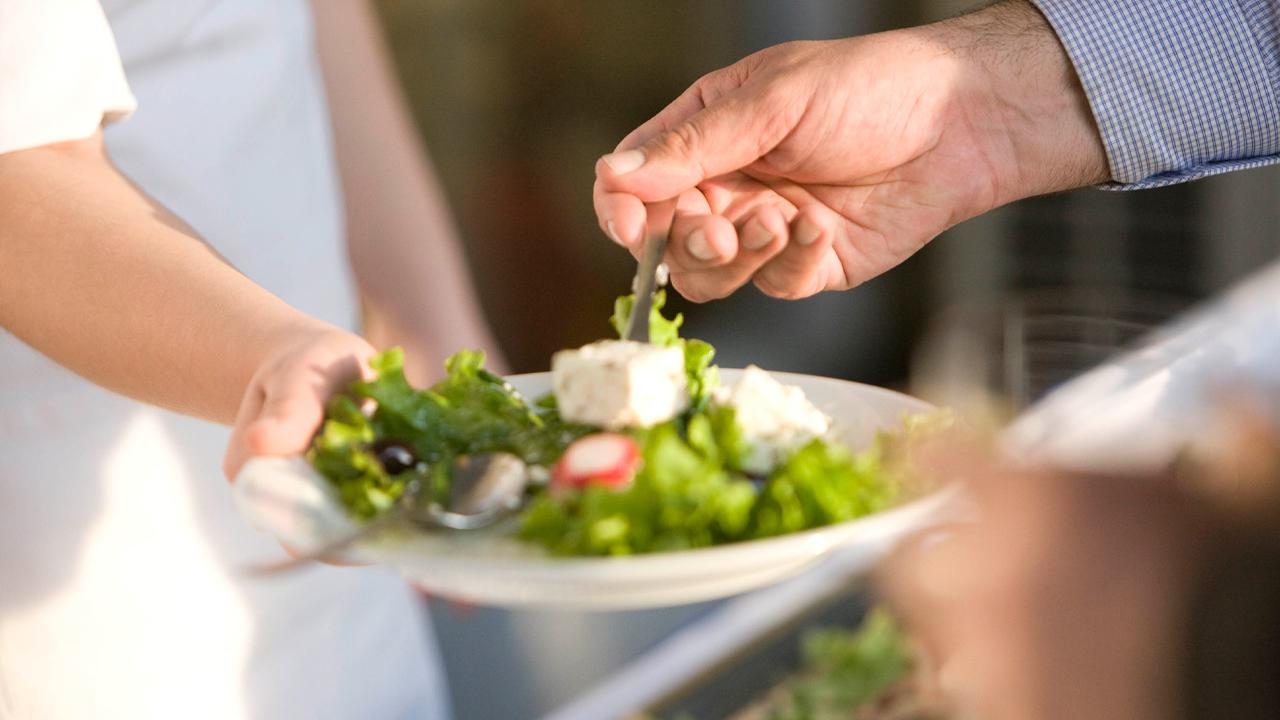 Salatanız topraktan vücudunuza mikroplastik taşıyor olabilir